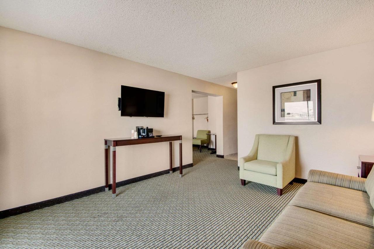 Rodeway Inn & Suites Portland - Jantzen Beach Zewnętrze zdjęcie