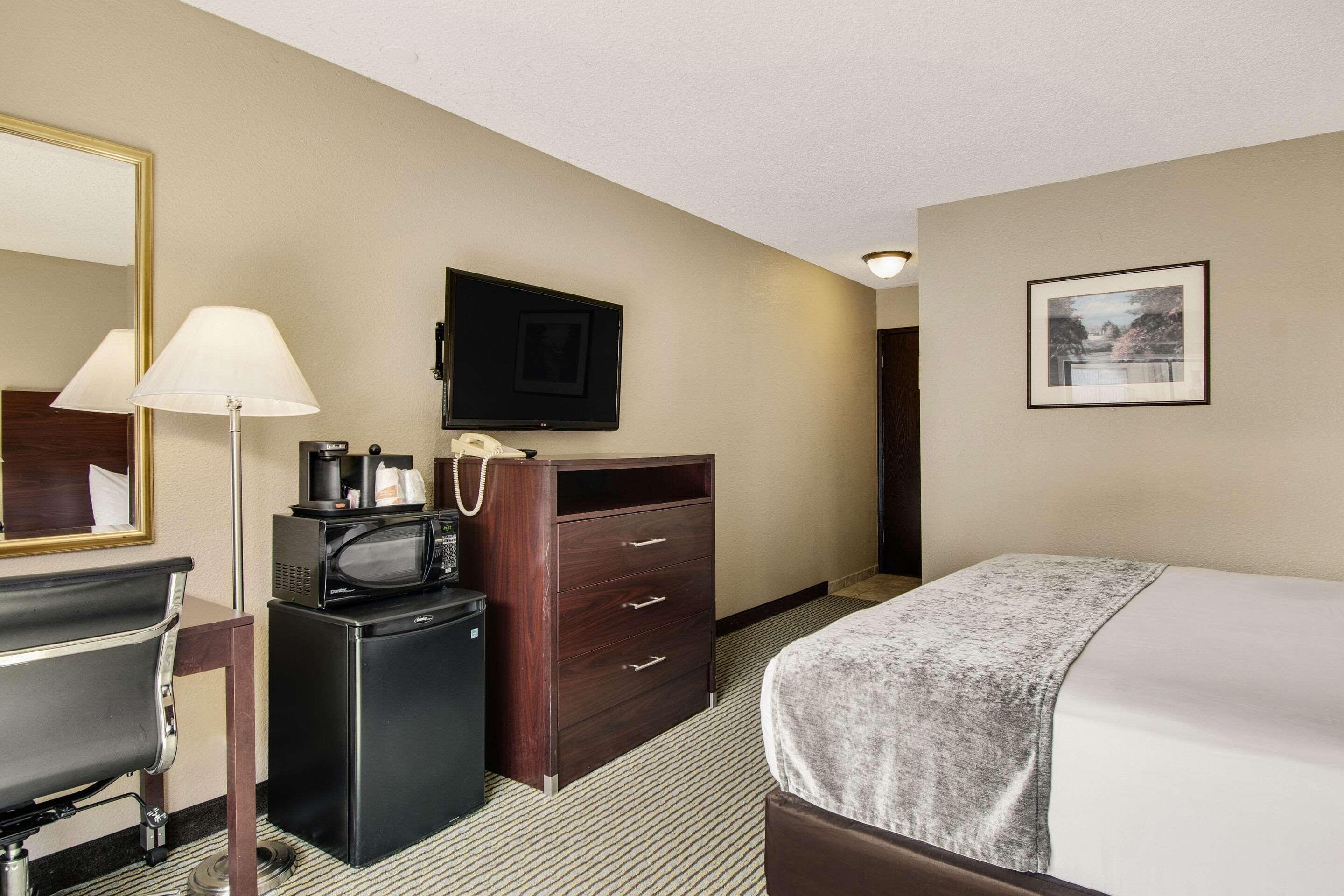 Rodeway Inn & Suites Portland - Jantzen Beach Zewnętrze zdjęcie