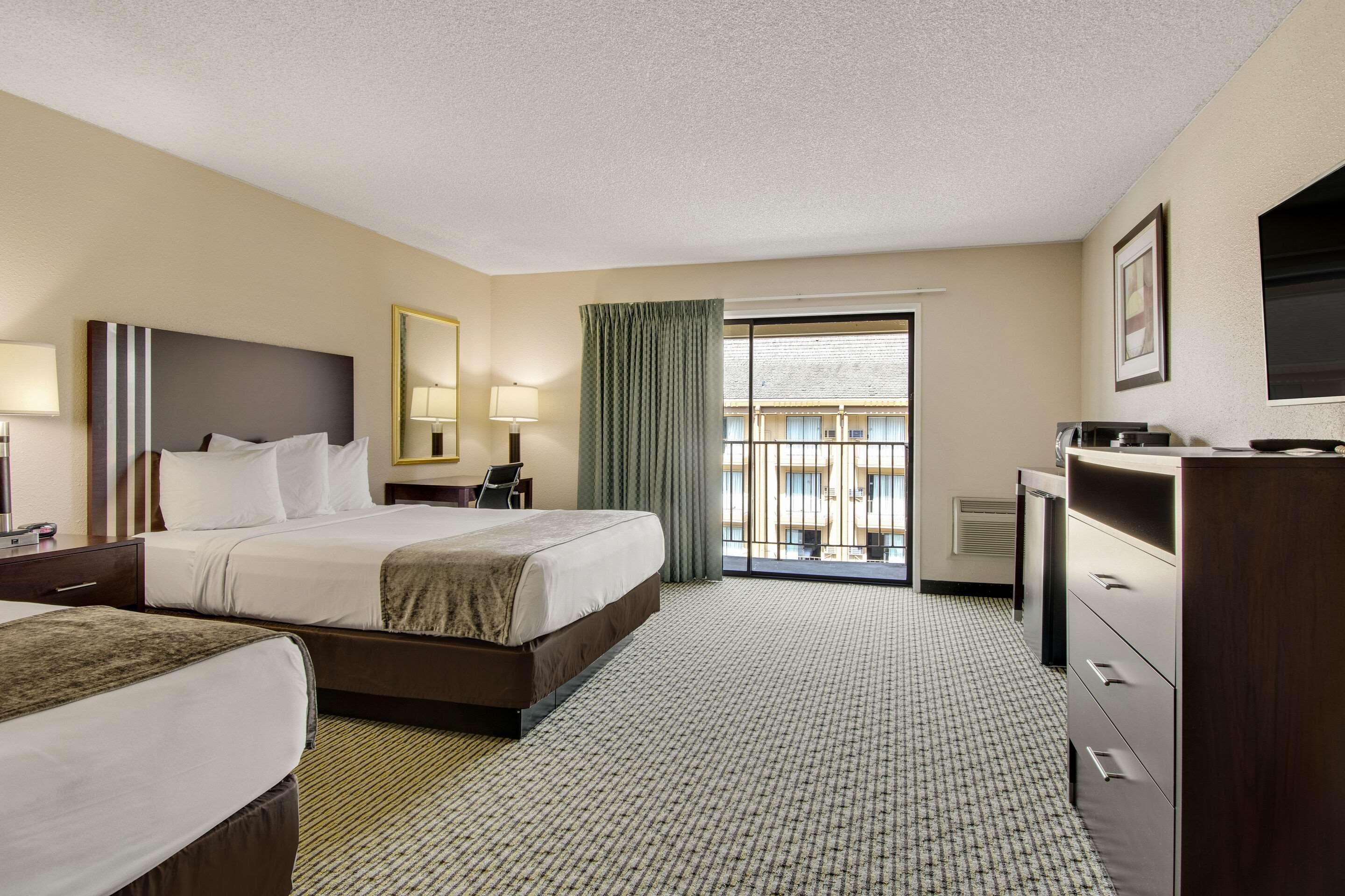 Rodeway Inn & Suites Portland - Jantzen Beach Zewnętrze zdjęcie