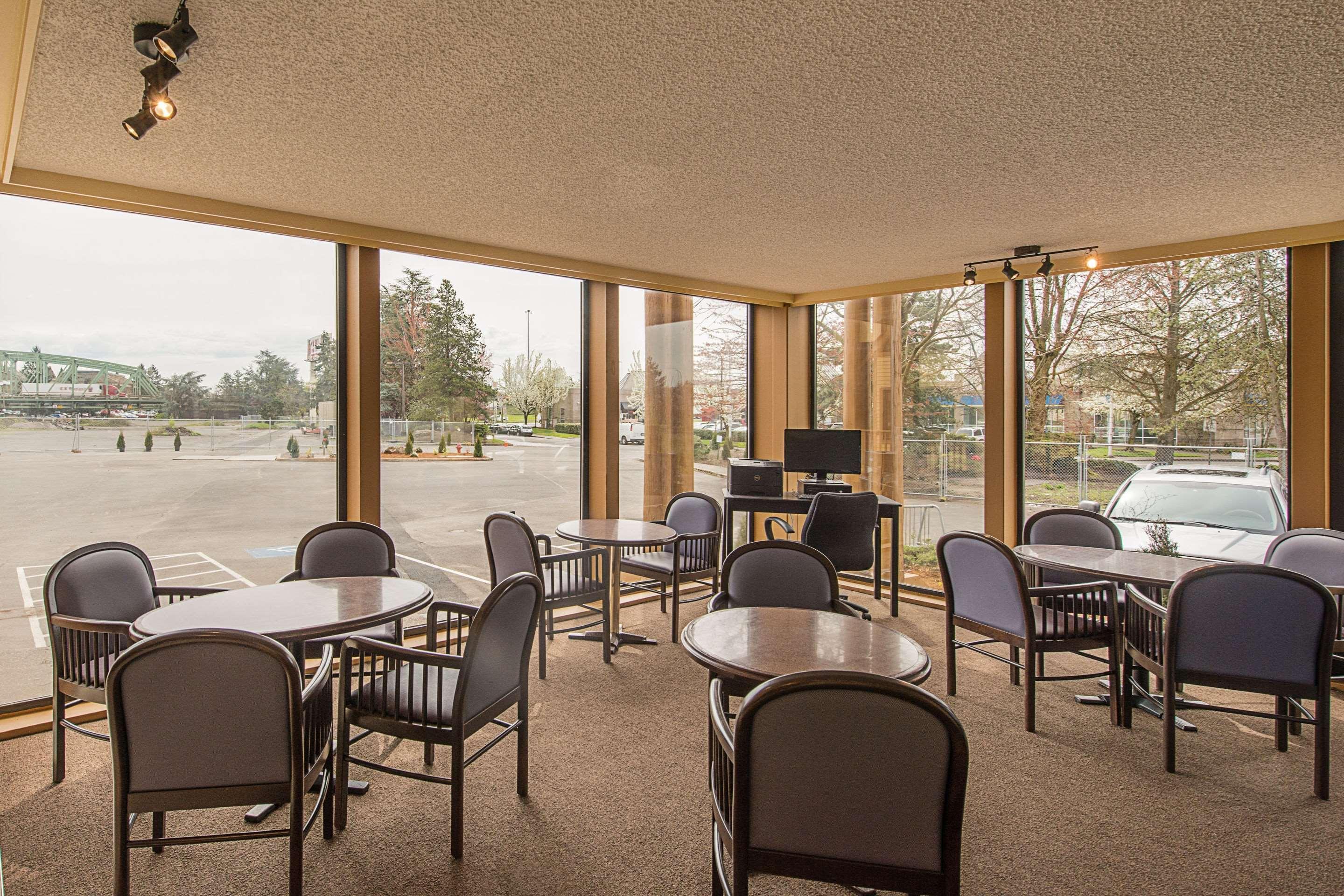 Rodeway Inn & Suites Portland - Jantzen Beach Zewnętrze zdjęcie
