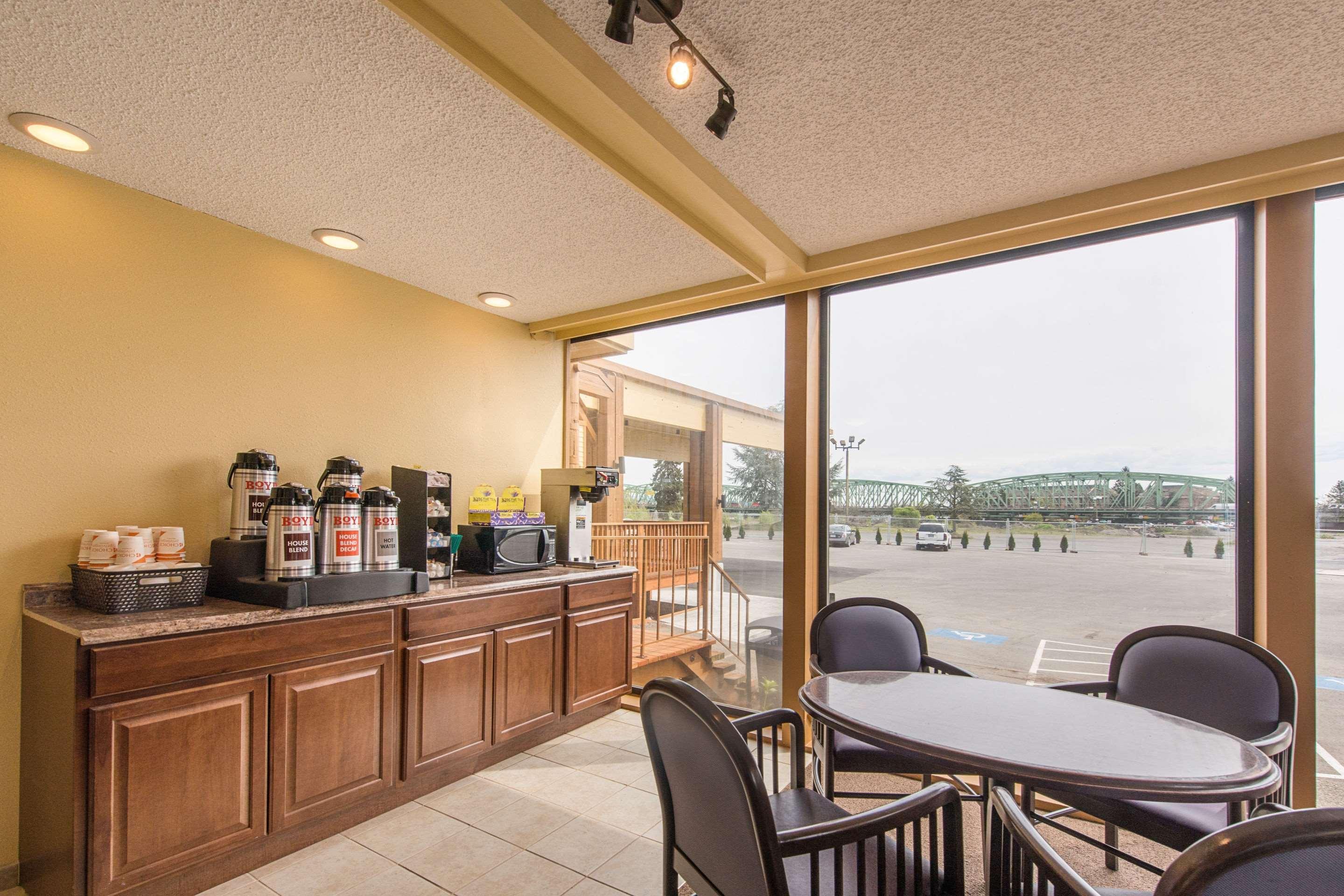 Rodeway Inn & Suites Portland - Jantzen Beach Zewnętrze zdjęcie