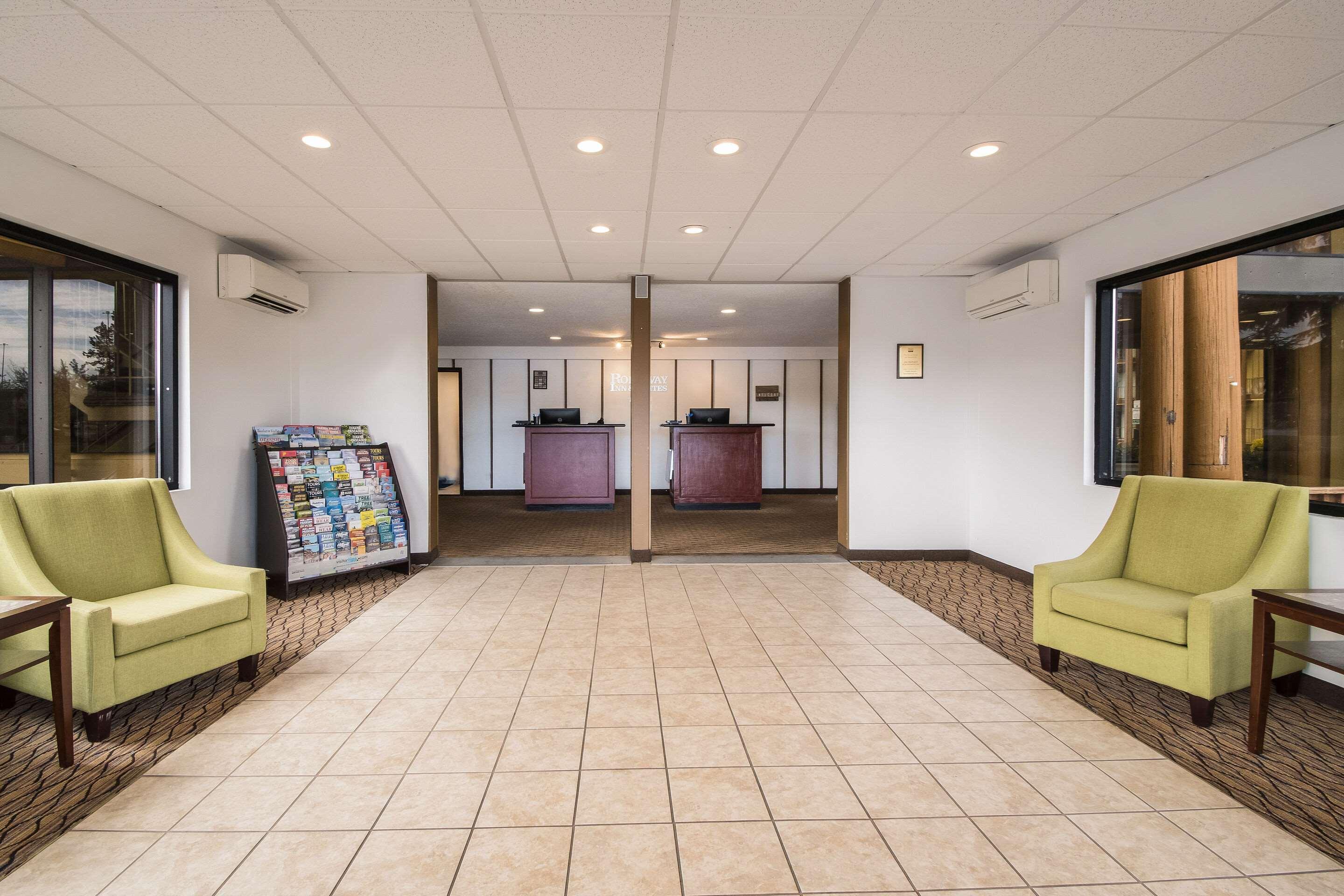 Rodeway Inn & Suites Portland - Jantzen Beach Zewnętrze zdjęcie