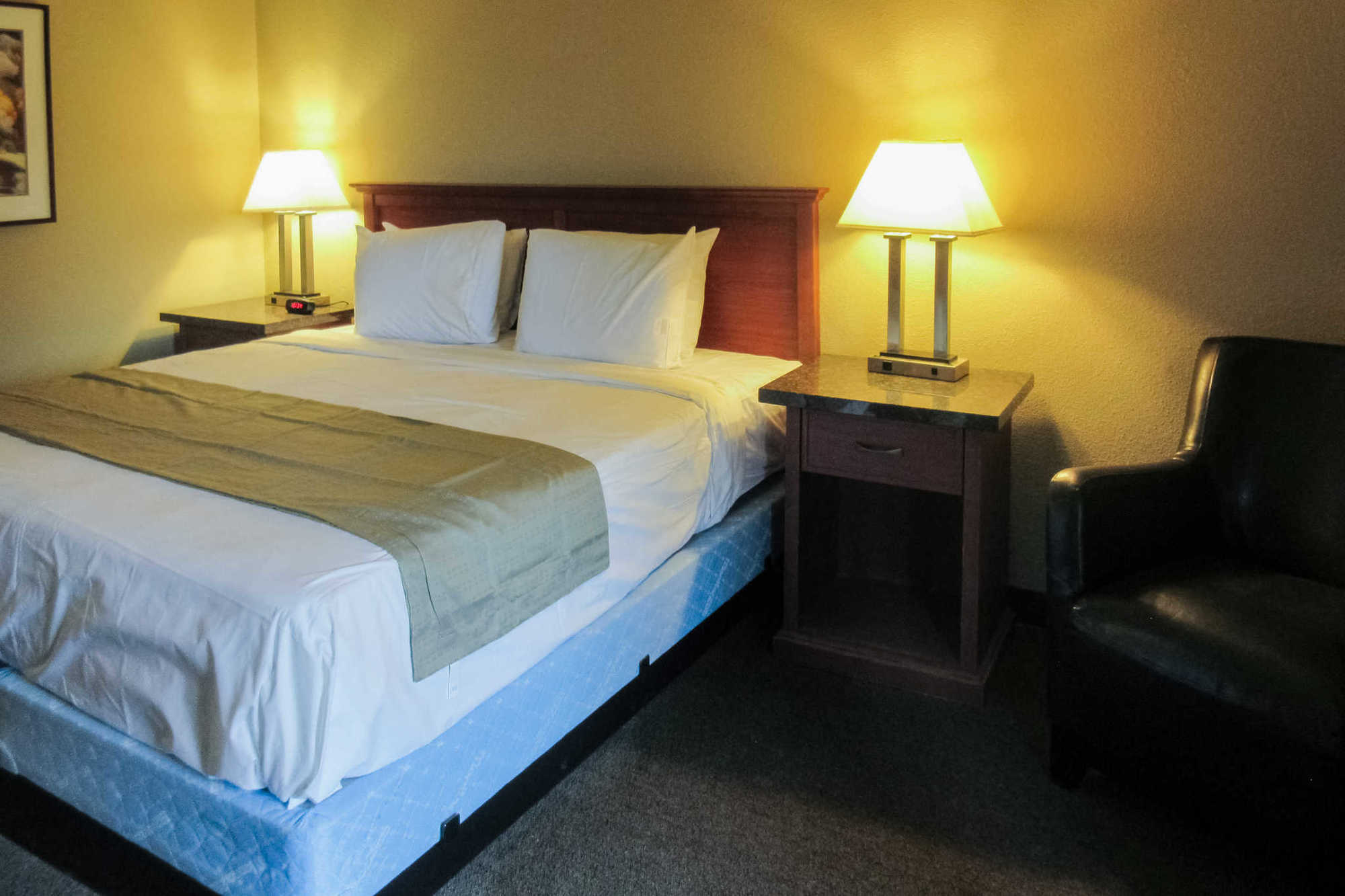 Rodeway Inn & Suites Portland - Jantzen Beach Pokój zdjęcie