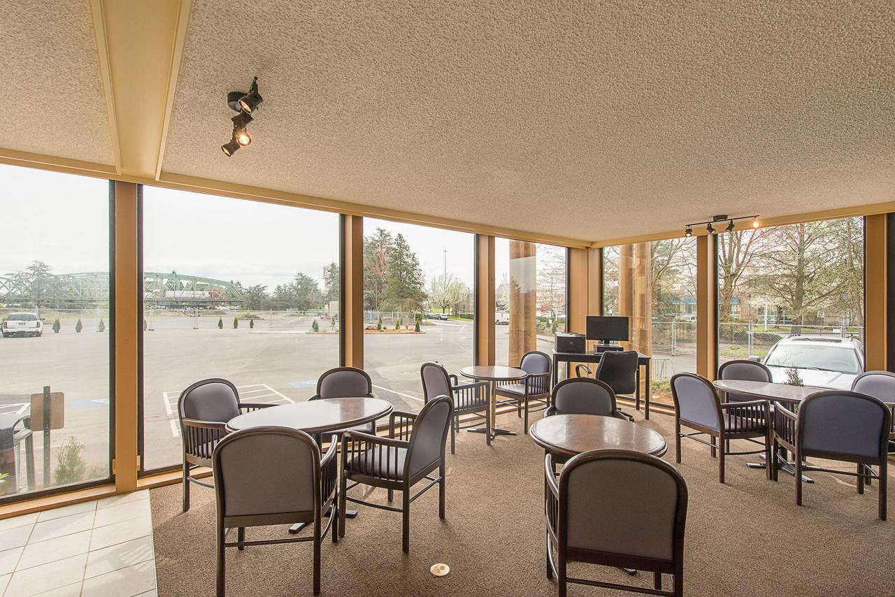 Rodeway Inn & Suites Portland - Jantzen Beach Zewnętrze zdjęcie